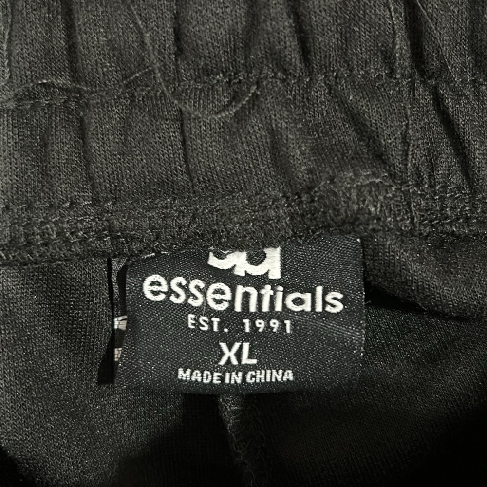 SD Essentials Tech Fleece pants - Picture 10 of 10